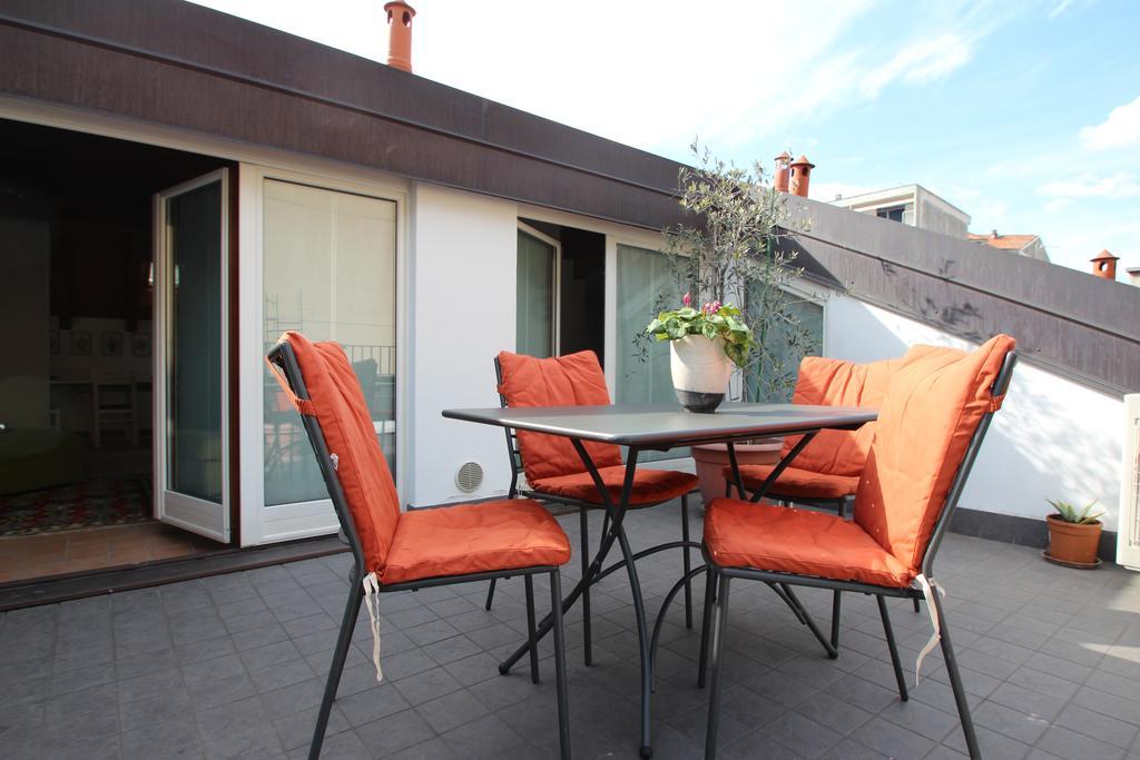Snug Nest Apartment Como Exterior photo